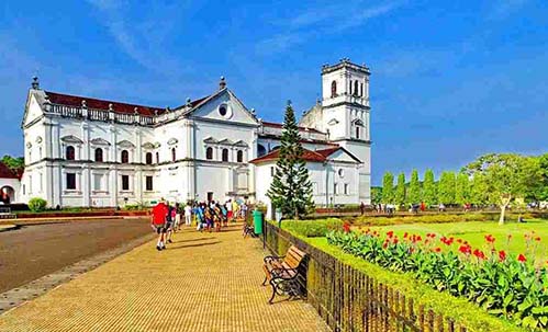 ieff Goa tour:Se Cathedral